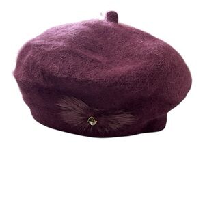 ANGORA AND CASHMERE  BERET IN WARM BERRY COLOR.